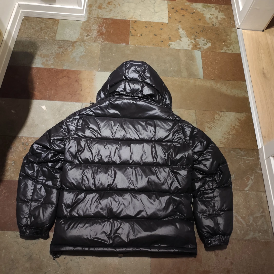 Svart Moncler Maya - 1