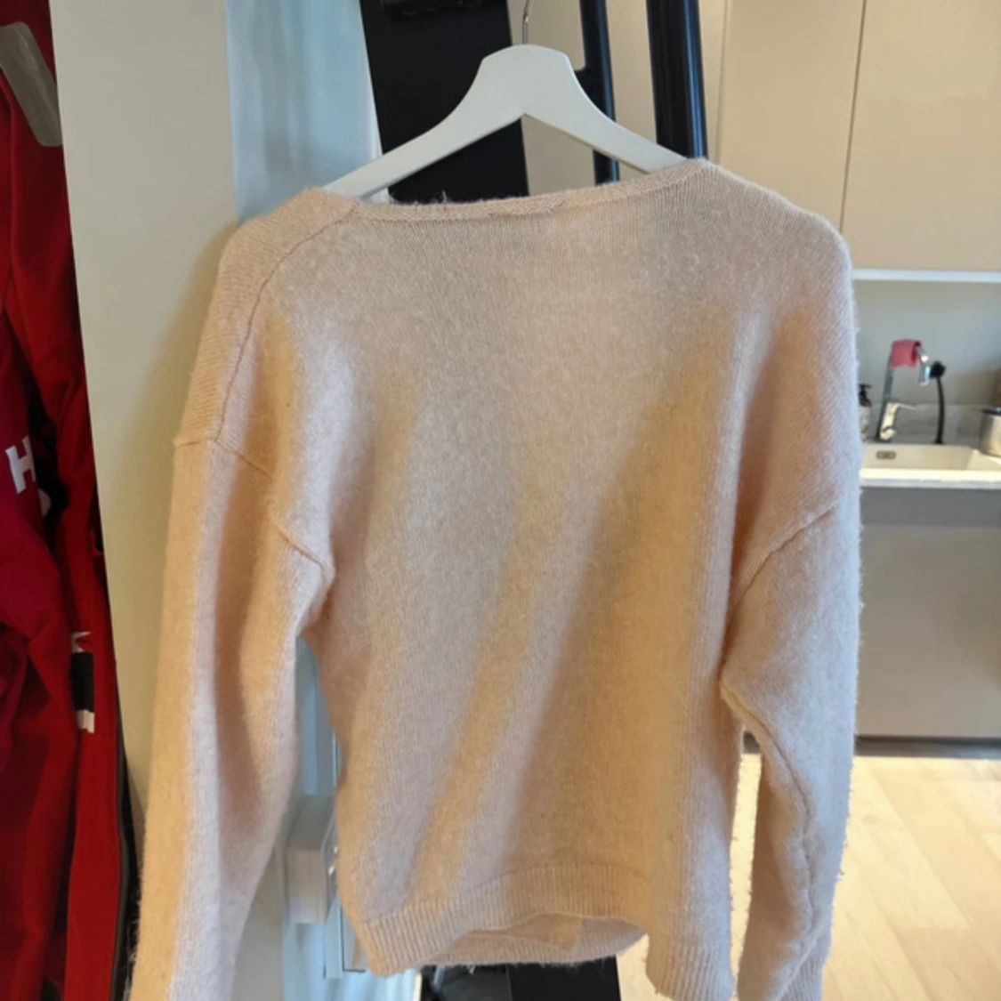 Ljusrosa omlottkofta från Lindex - 3