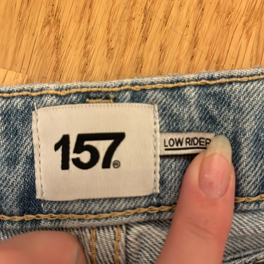 Ljusblå low rider jeans från 157 XS - 1