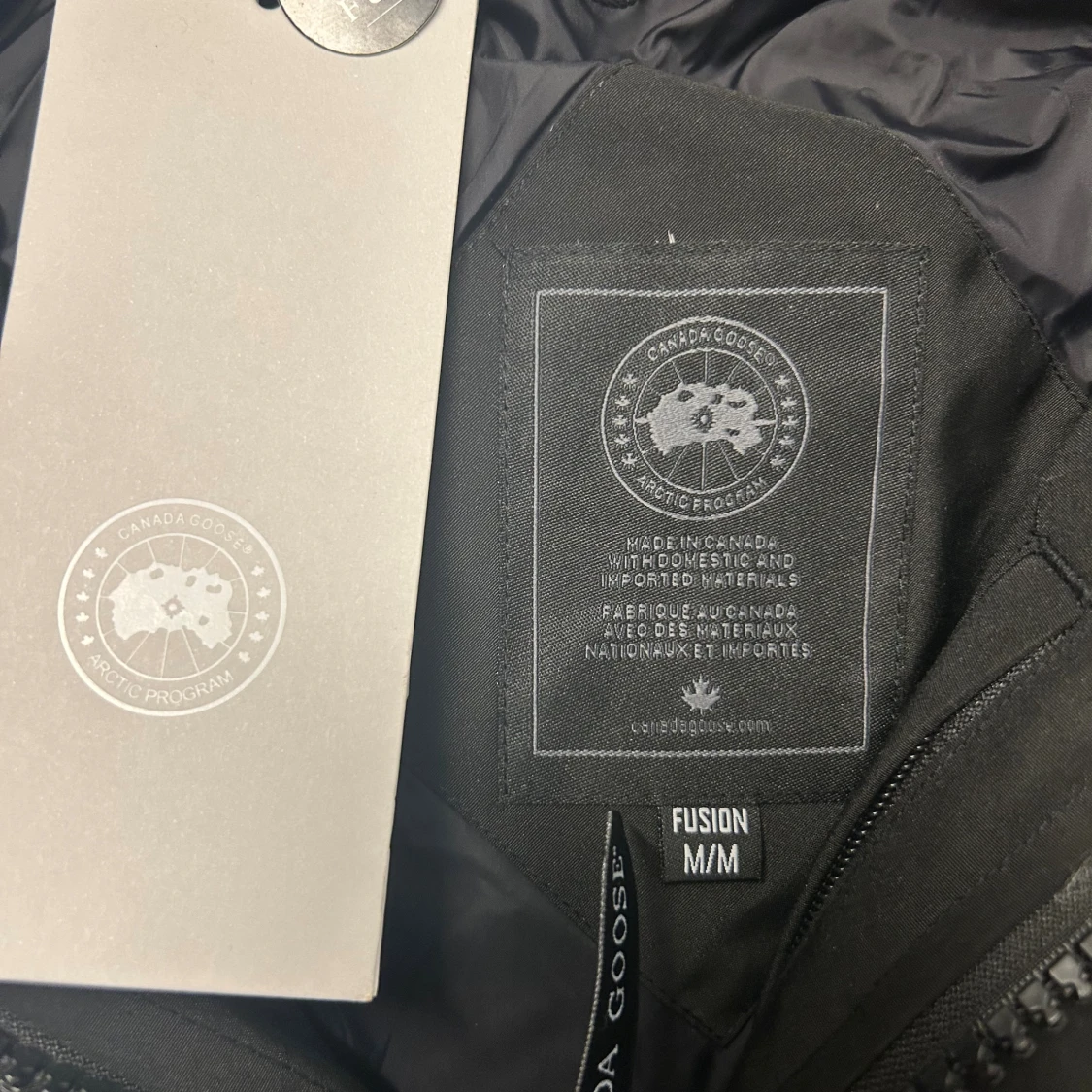 Svart dunjacka från Canada Goose black label - 3