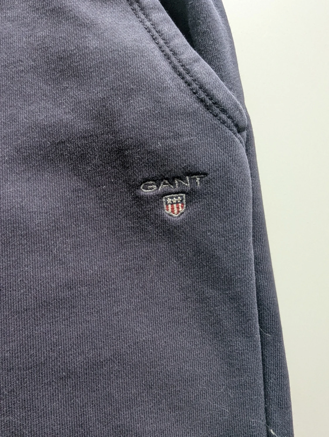 Mörkblå mjukisbyxor från GANT - 2