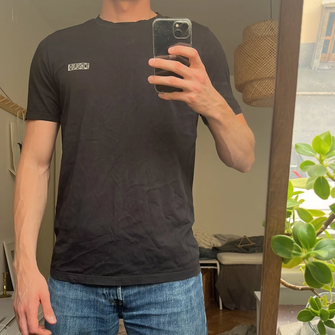 Svart Hugo Boss t-shirt med logga