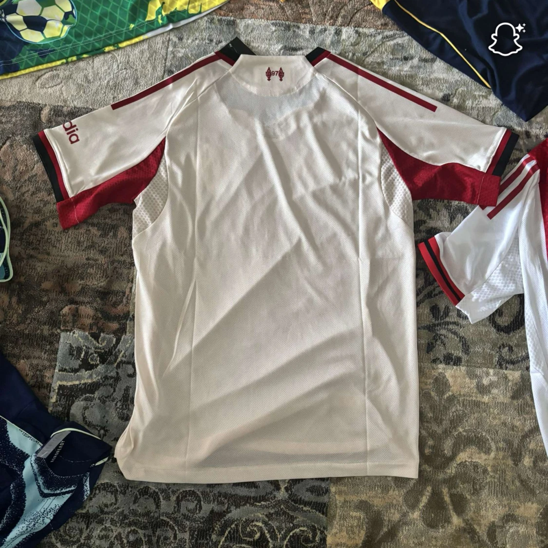 Liverpool vit och röd fotbollströja Adidas - 1