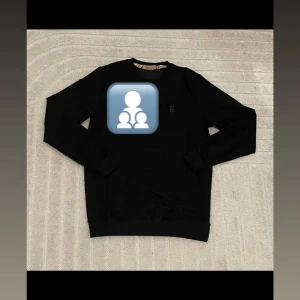 Sweatshirt från B - Aldrig använd ! Storlek s/m/l