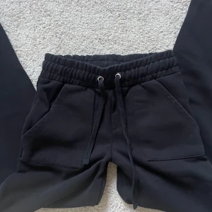 Svarta mjukisbyxor - Super fina!