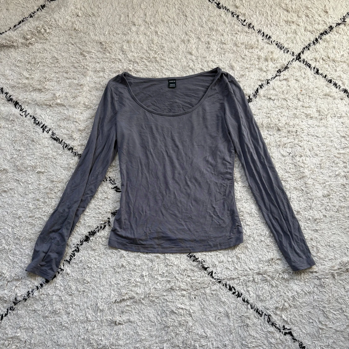Grå långärmad topp från SHEIN