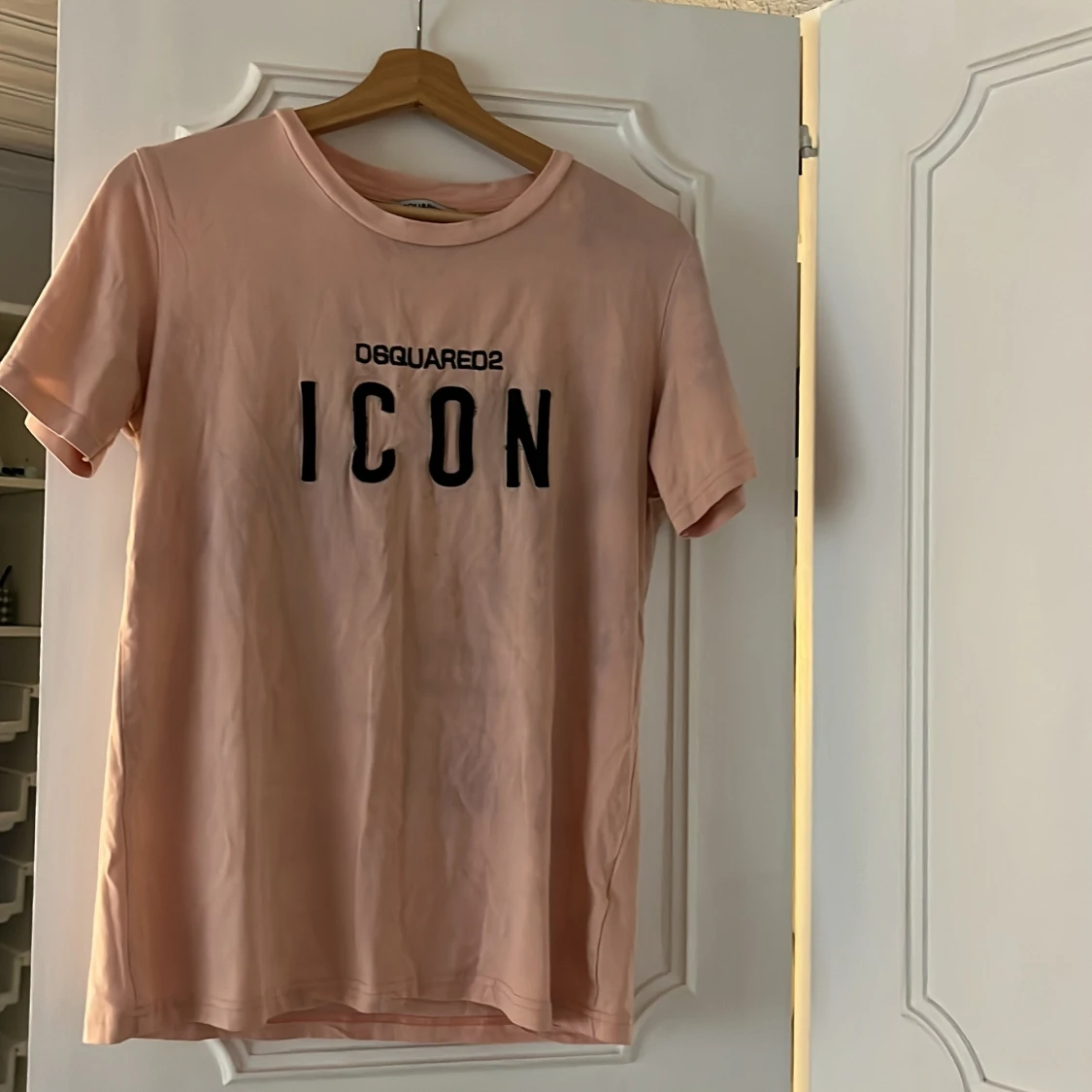Rosa ICON t-shirt från Dsquared2