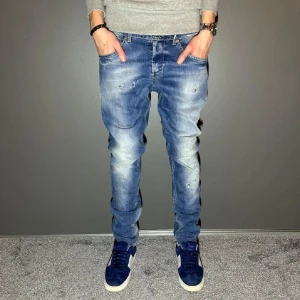 Dondup George Jeans - Dondup Jeans | Storlek: 33 | Modell: George | Nypris: ca 3000kr | ActiveResell