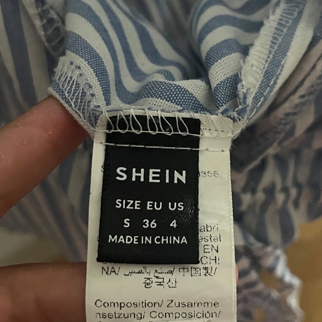 Blårandig omlottblus  - 1