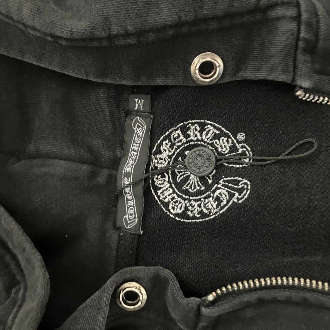 Svart hoodie från Chrome Hearts med tryck - 1