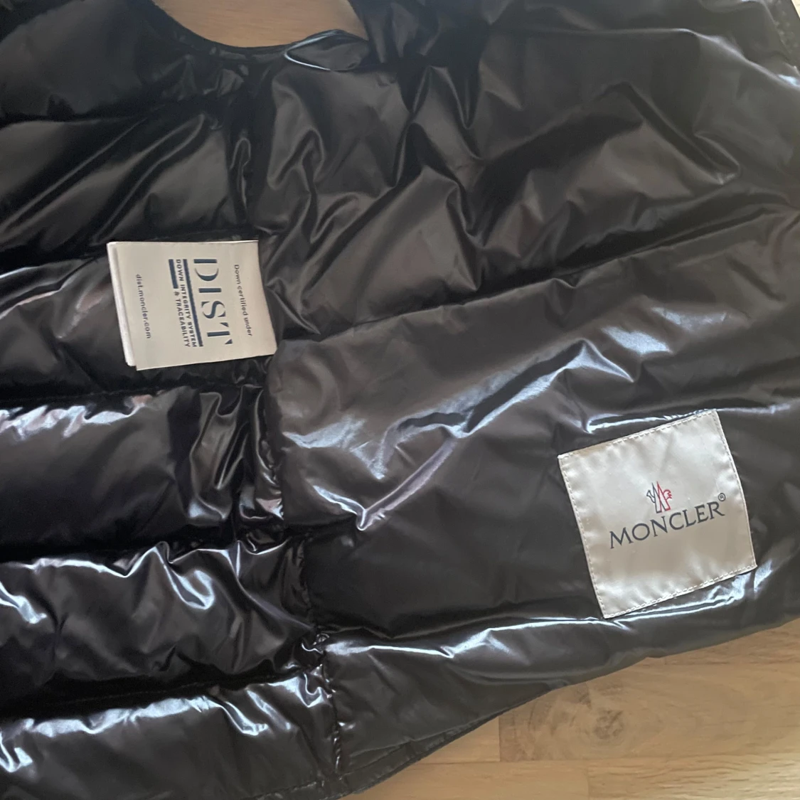 Moncler gui väst - 2