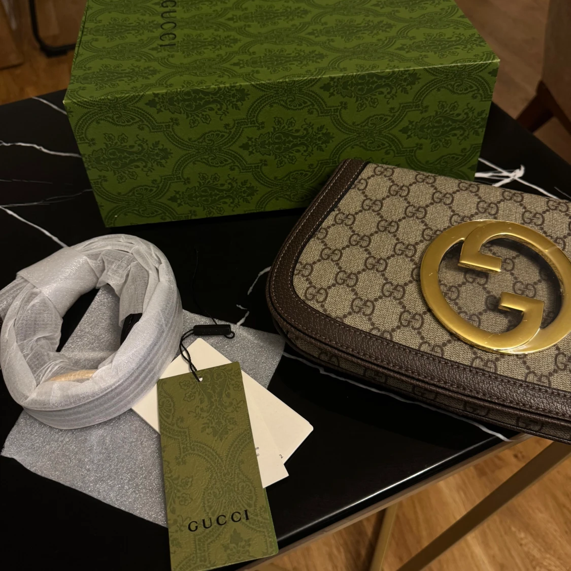 Gucci GG Supreme axelväska beige/brun - 1