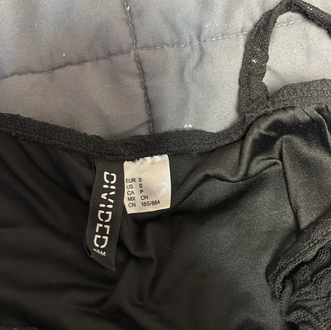 Svart kort klänning från H&M  - 2