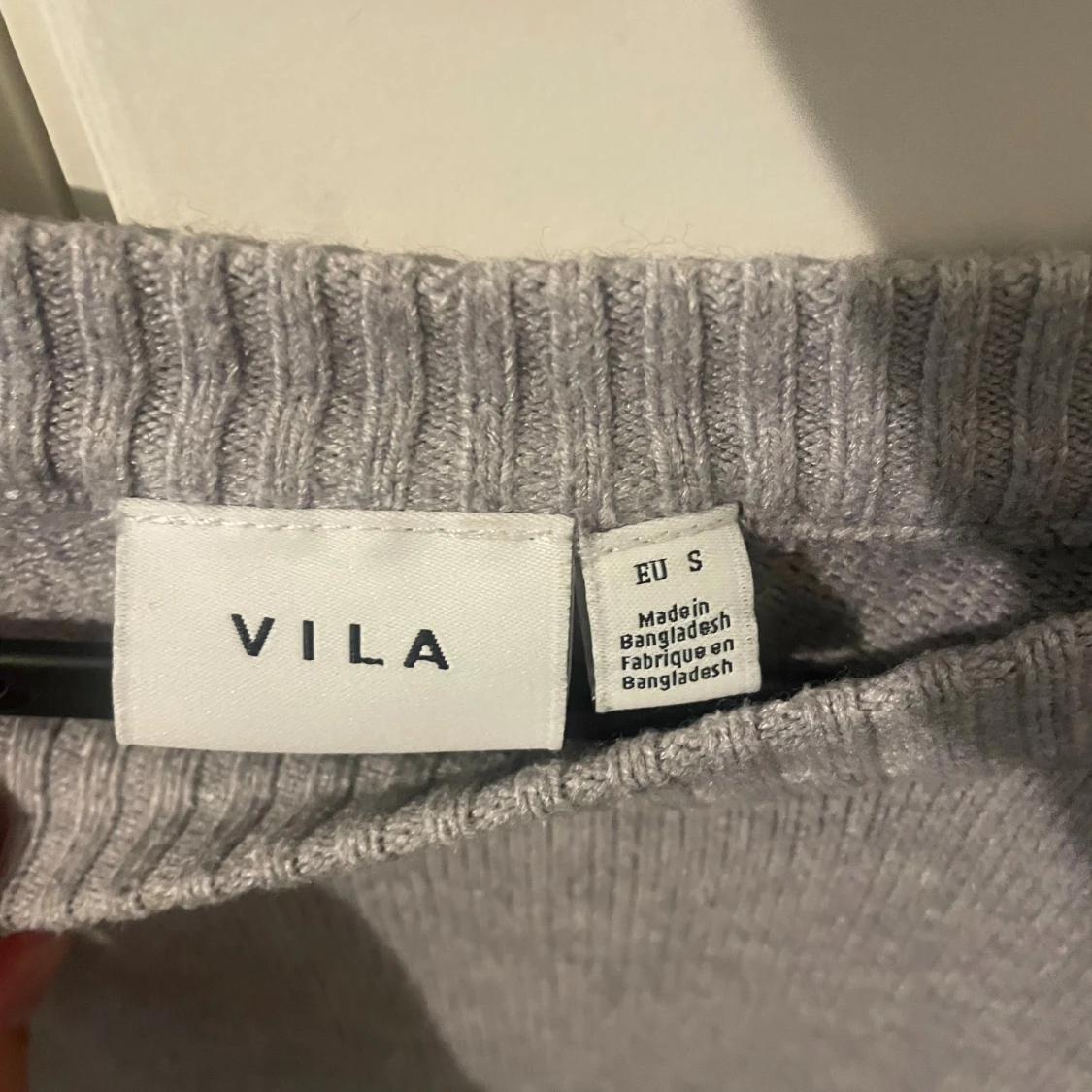 Stickad tröja från Vila - 2