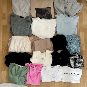 Alla kläder  - Vill bli av med dessa! Kom priv om du vill ha närmare bild på ALLA kläder🤗