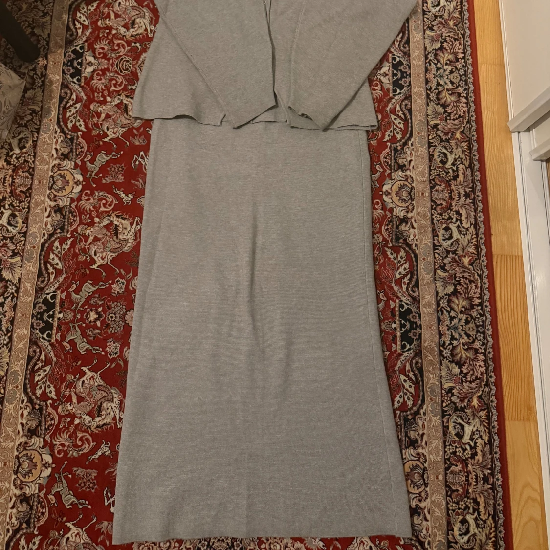 Grå långkjol från Gina Tricot - 2