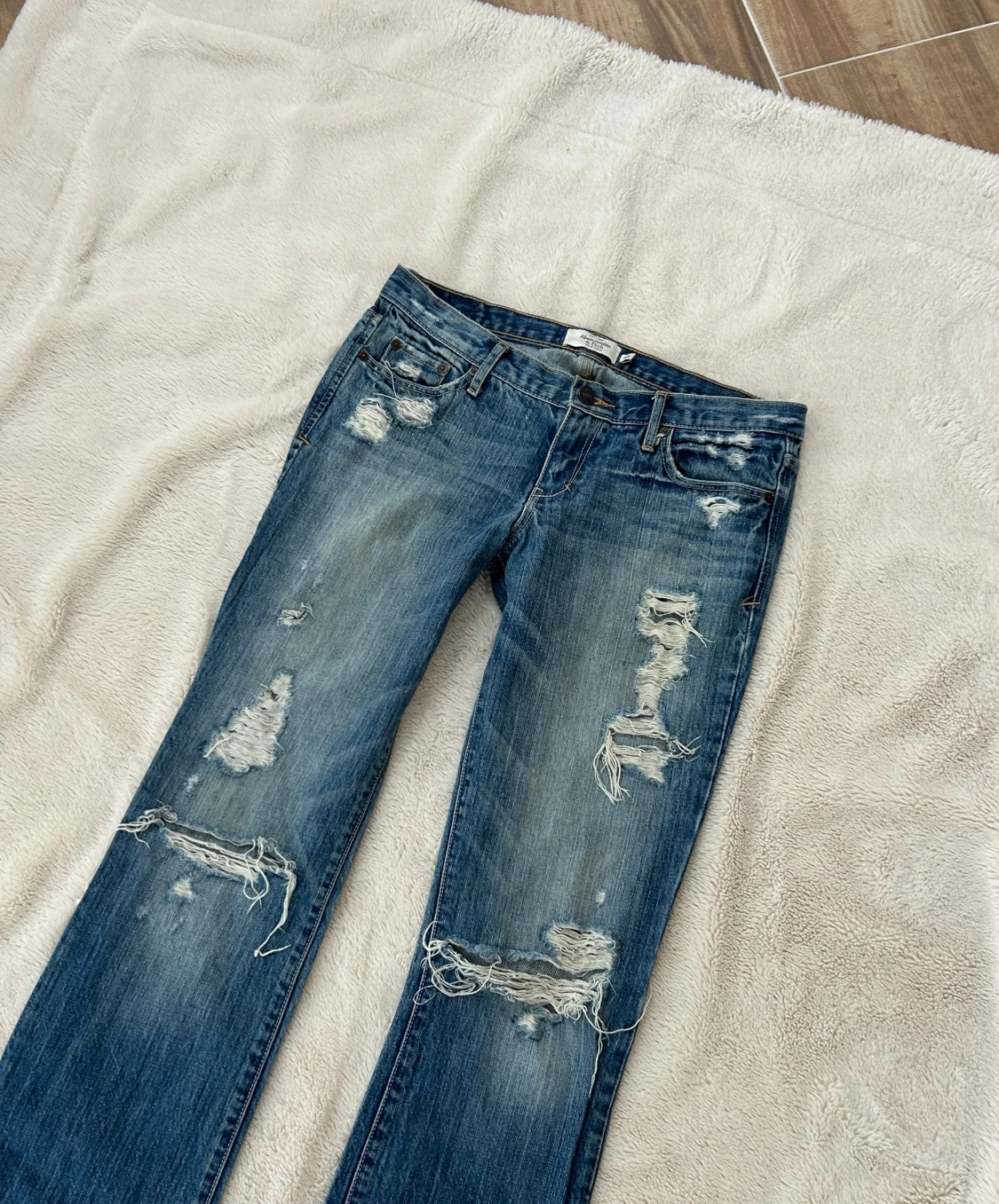 Abercrombie & fitch lågmidjade jeans - 1
