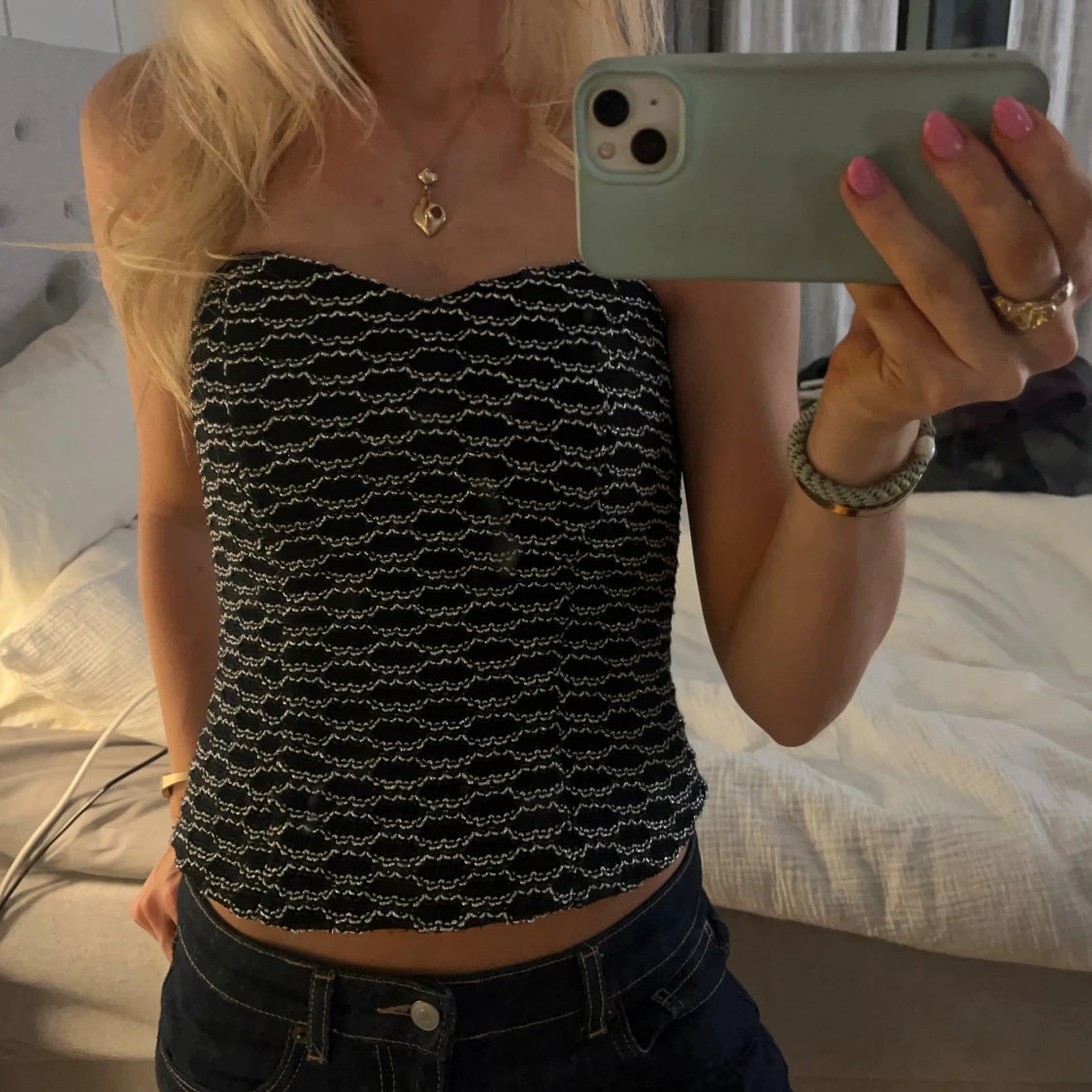 Svart och vit korsett från Dana - 1