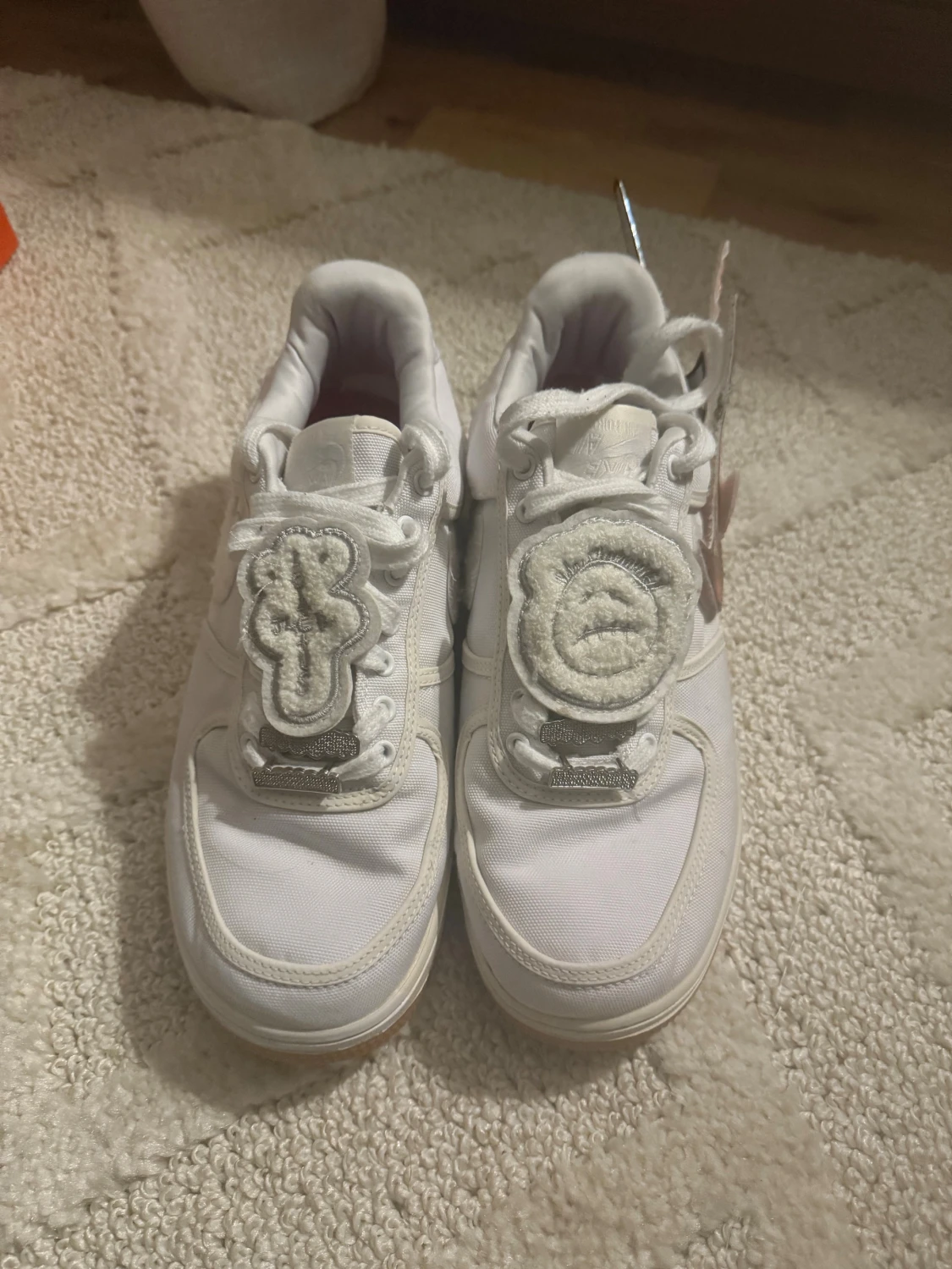 Nike Air Force 1 x Travis Scott – Vit (Cactus Jack Edition)