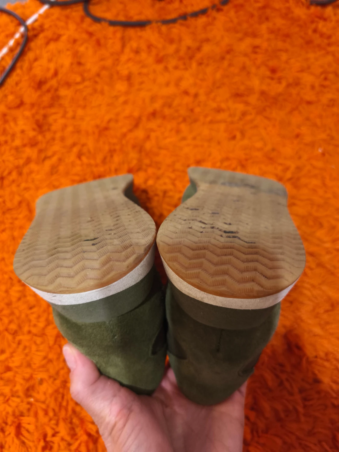 Olivgröna sneakers från Pavement - 2