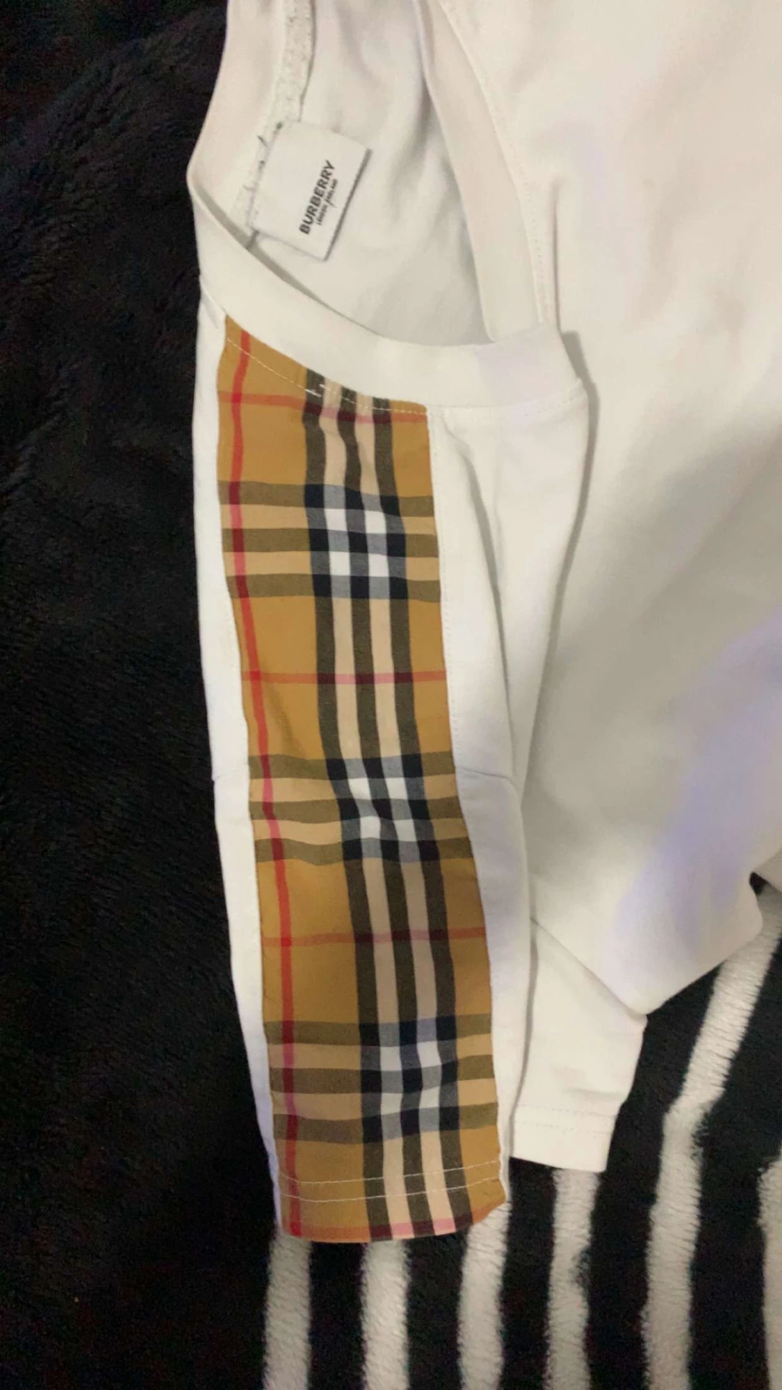 Vit Burberry t-shirt med rutiga ärmar - 2