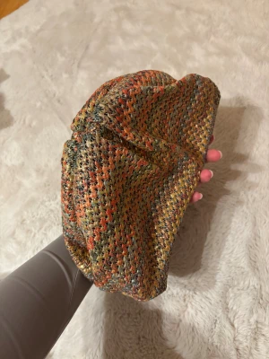 Clutch - Gullig clutch