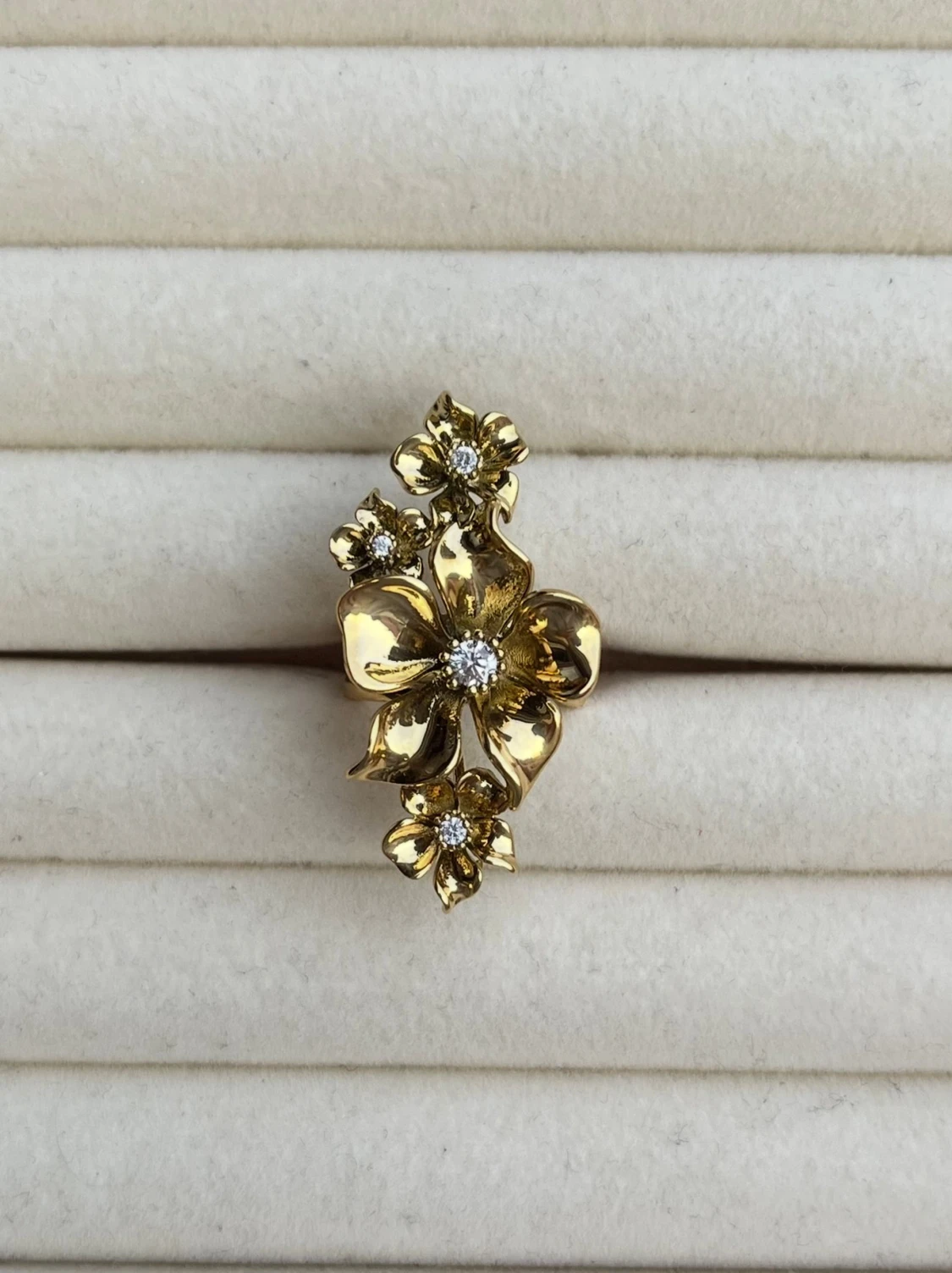 La Fleur Multi Ring - Ioaku inspirerad ring - 1