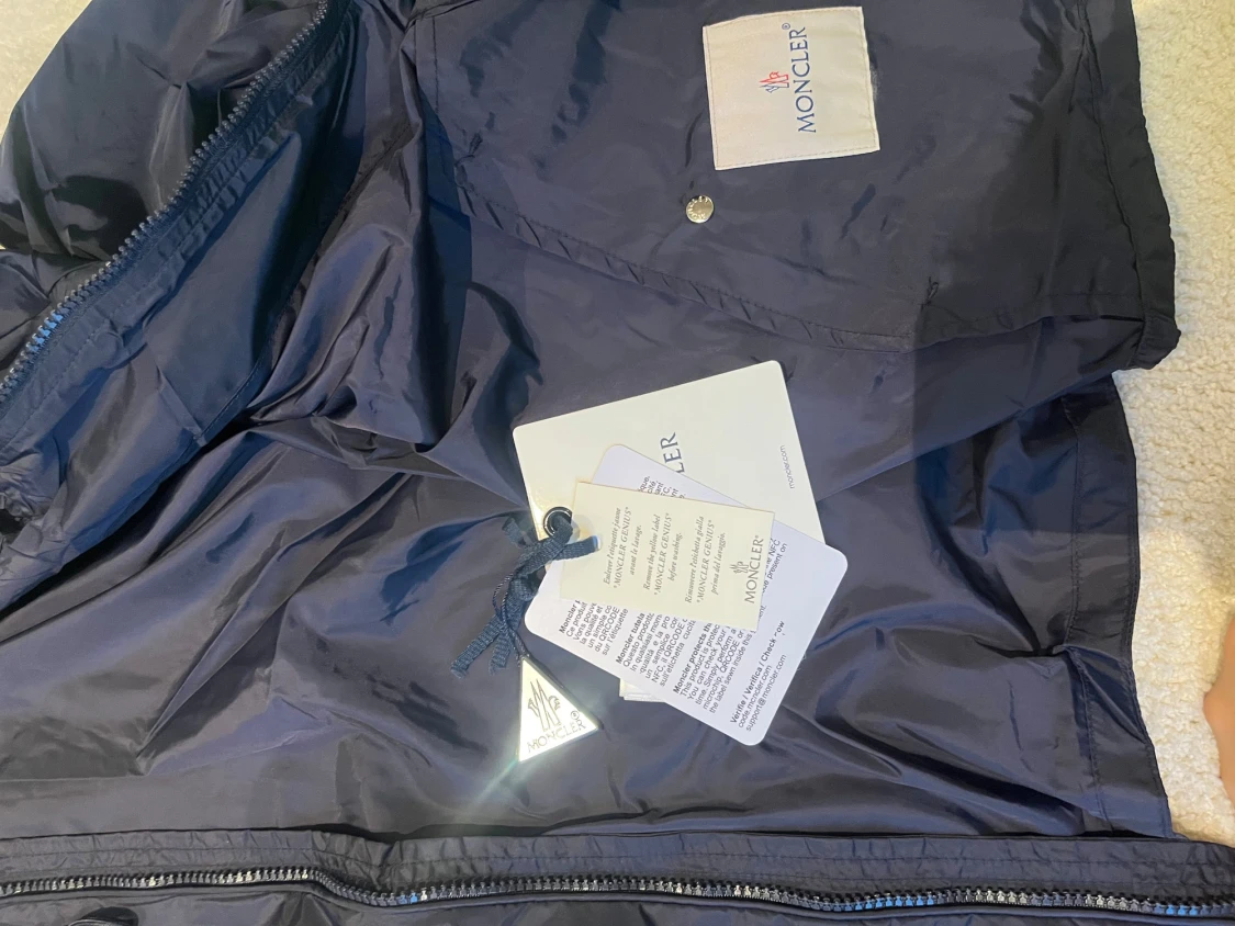 Mörkblå vindjacka från Moncler - 3