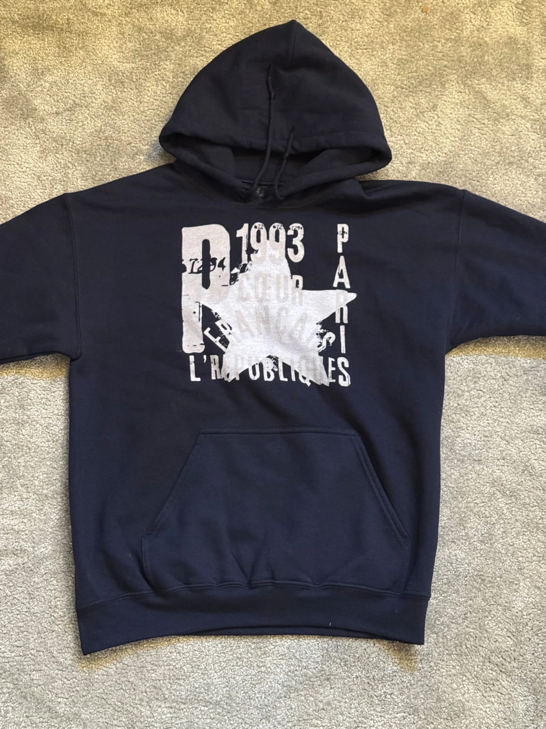 Hoodie från Zandro Studio