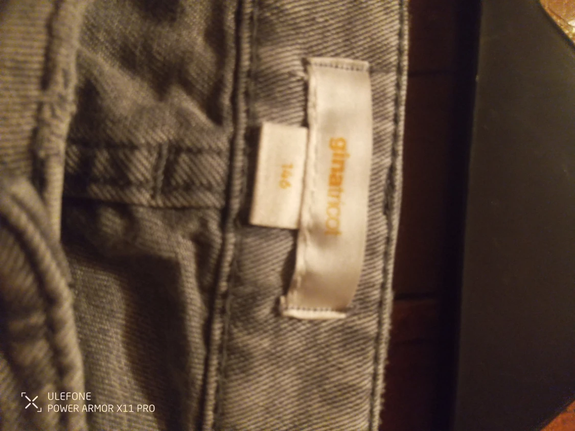 Grå bootcut jeans med knappar - 4