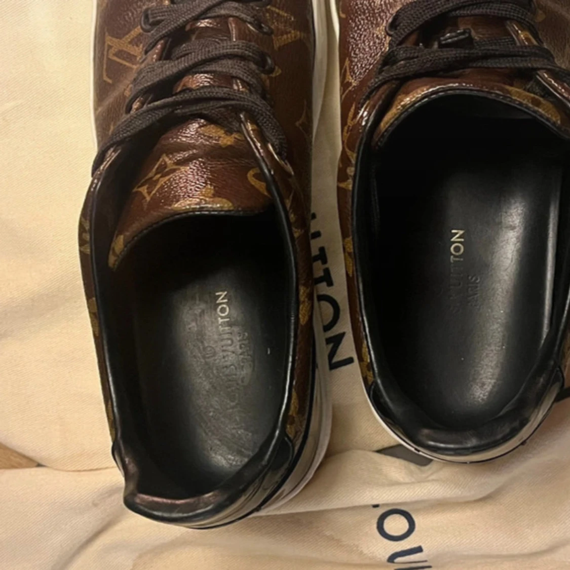 Louis Vuitton monogram sneakers brun - 3