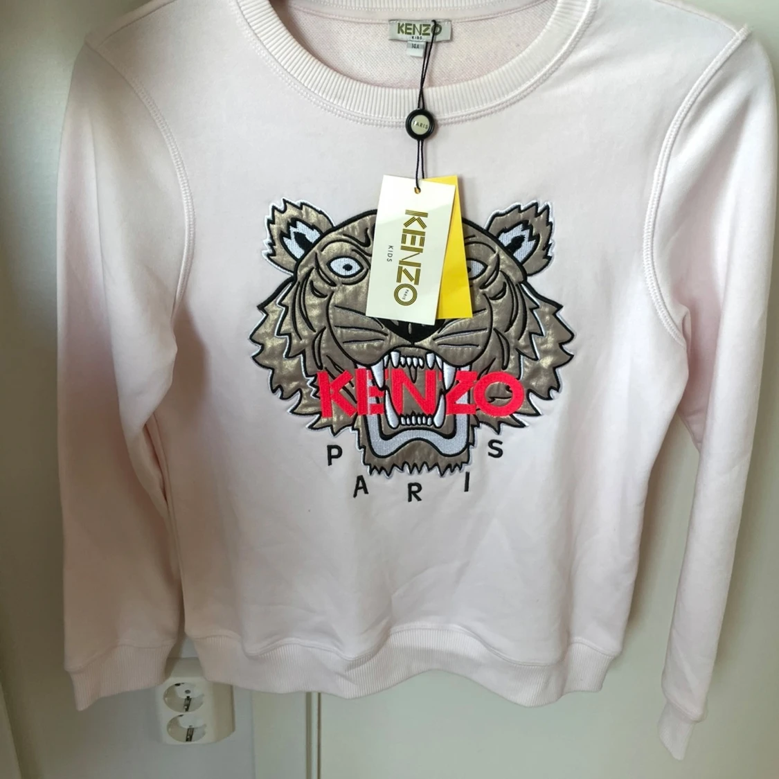 Ljusrosa Kenzo sweatshirt med tiger