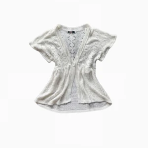 Cardigan - Så fin cardigan nu till hösten!🍂Passar även S men lite oversized då. Bara att skriva vid frågor <3 