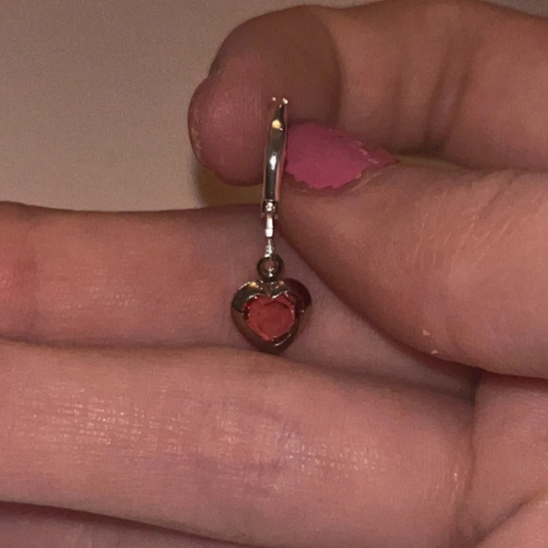 Silverörhängen med rosa hjärtan - 1