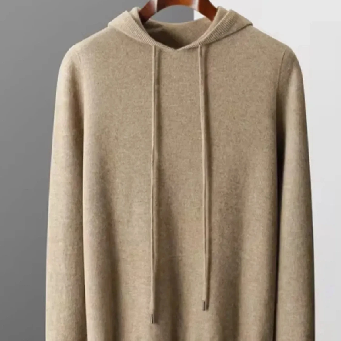 Beige hoodie i merinoull