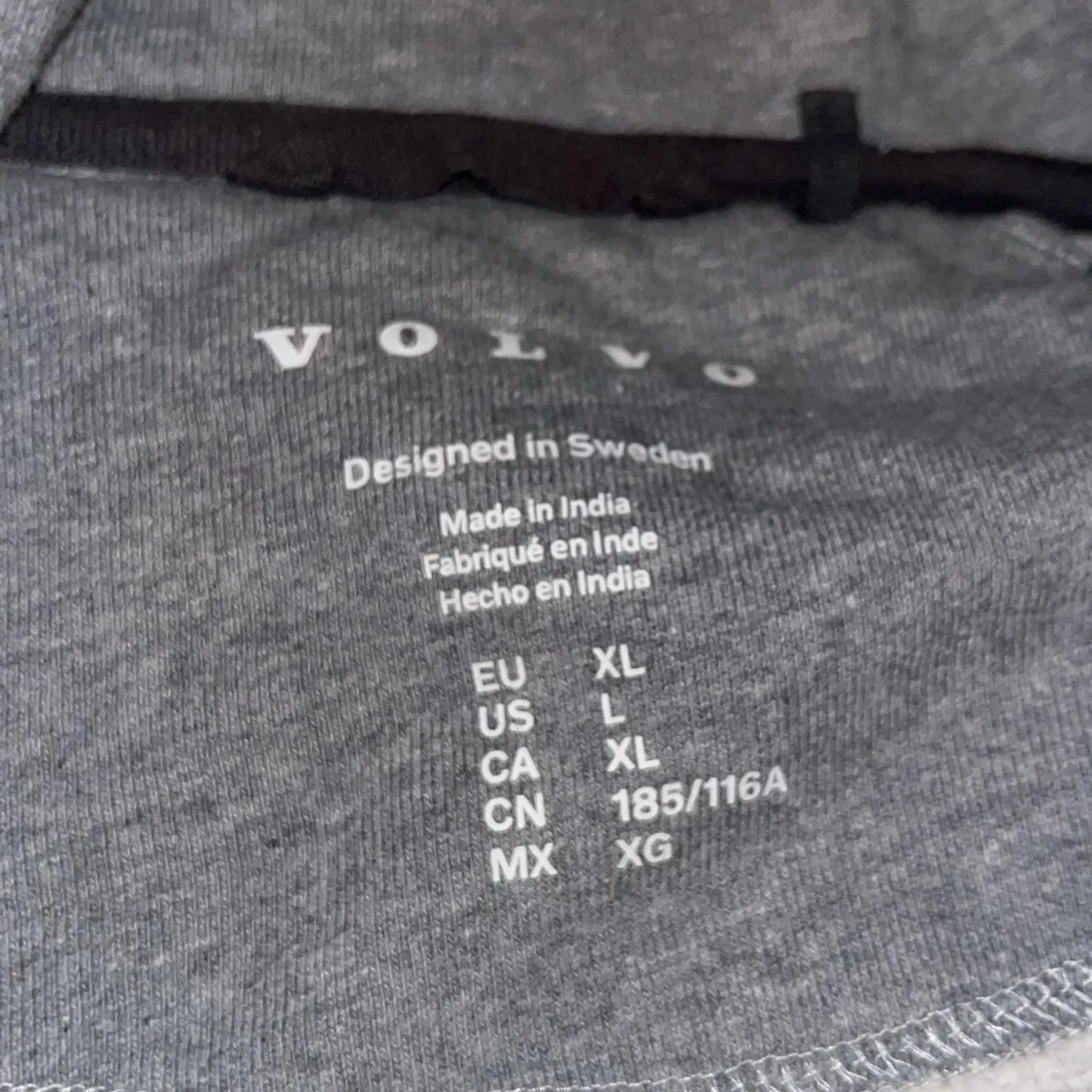 Grå Volvo hoodie XL men passformen som L - 2