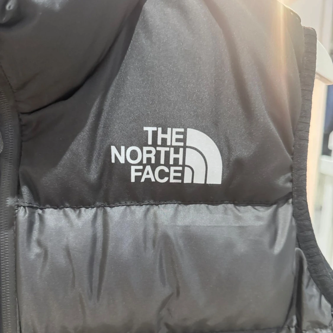 Svart dunväst från The North Face - 4