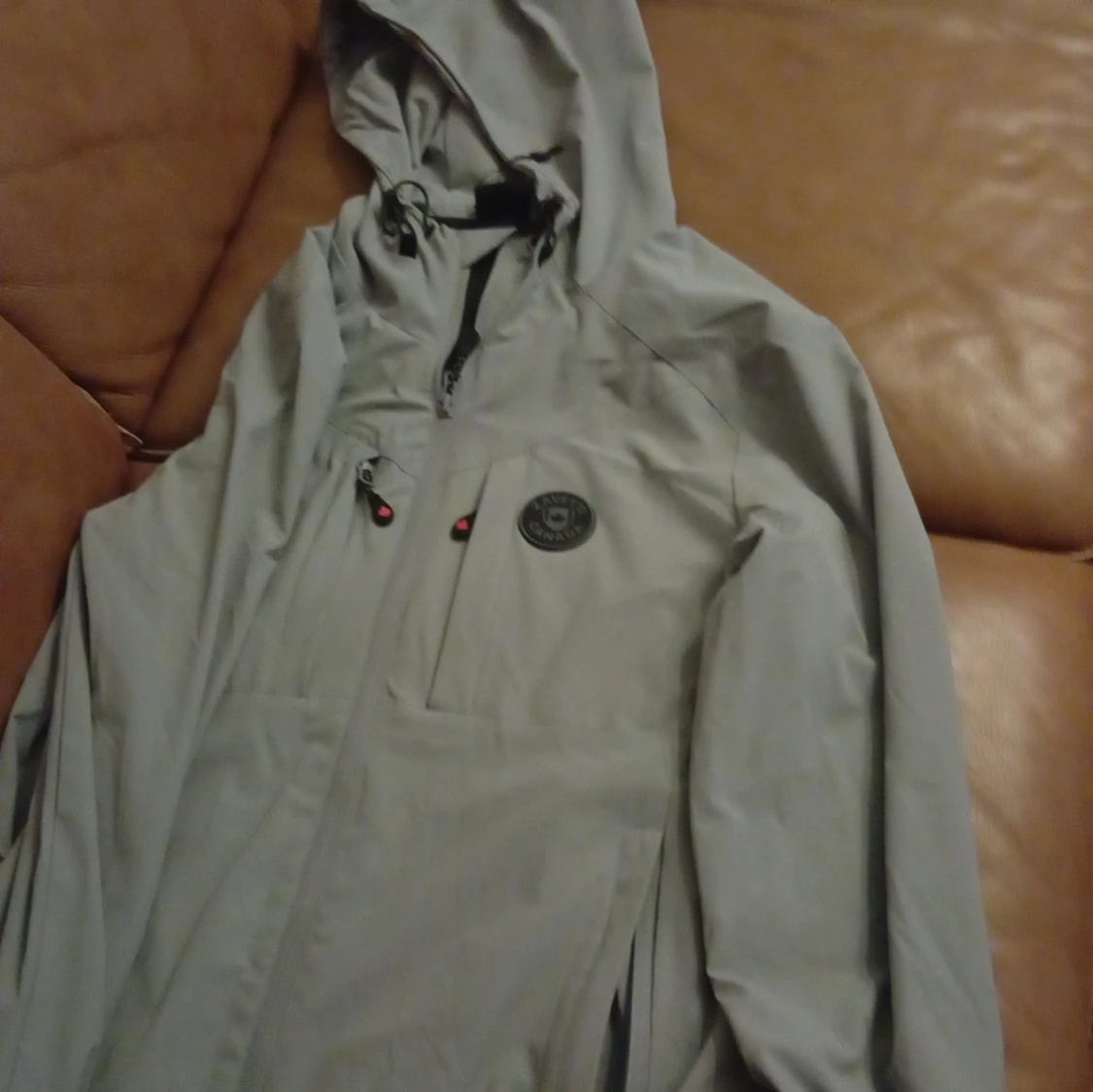 Grå vindjacka från Zavetti Canada