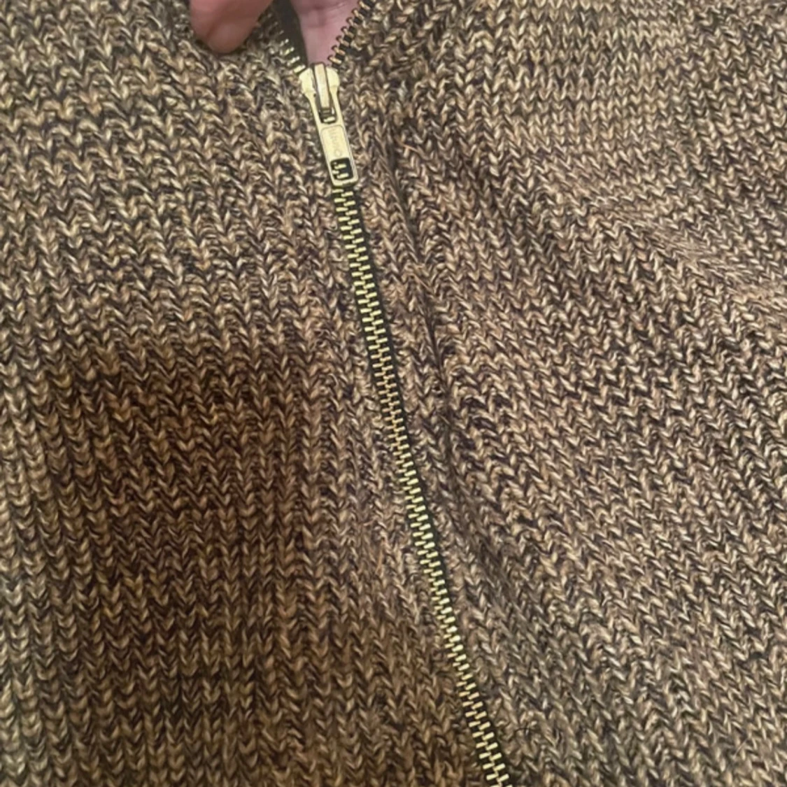 Brunmelerad stickad kofta från H&M - 3