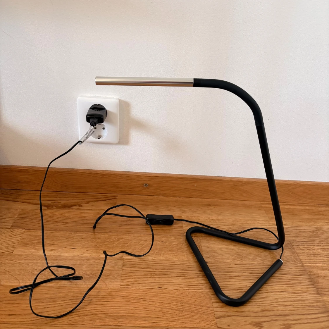 IKEA YTTERLIG LED Bordslampa - 1