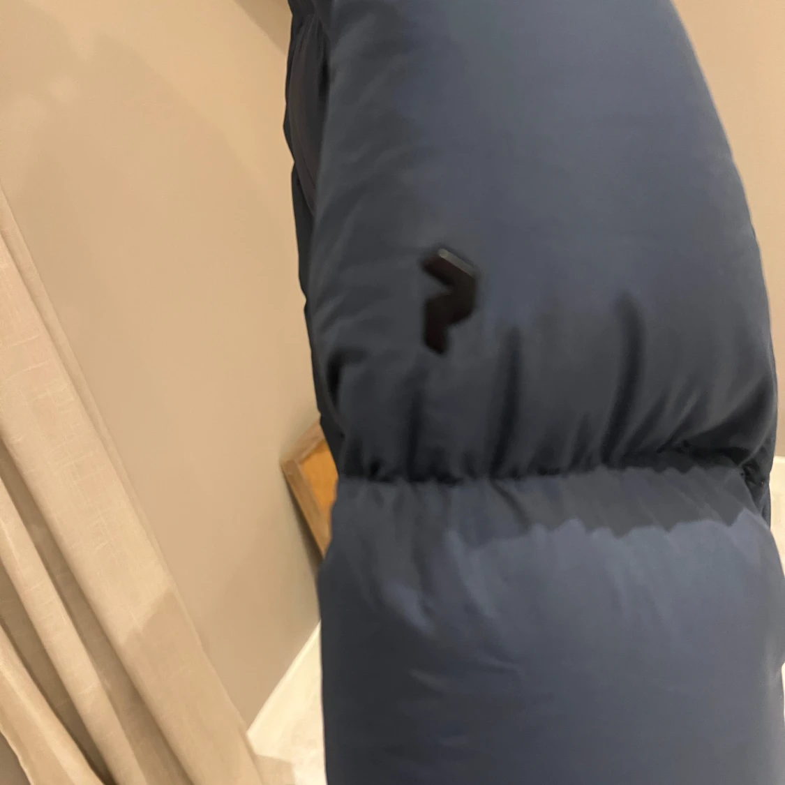 Svart pufferjacka Peak Performance S - 2