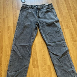 Jeans från only sons 32w/30l - Snygga oanvända jeans!