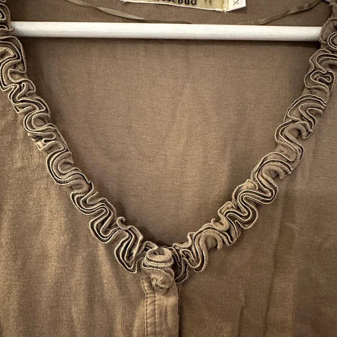 Beige kofta från RoseBud med volang strl: XL - 1