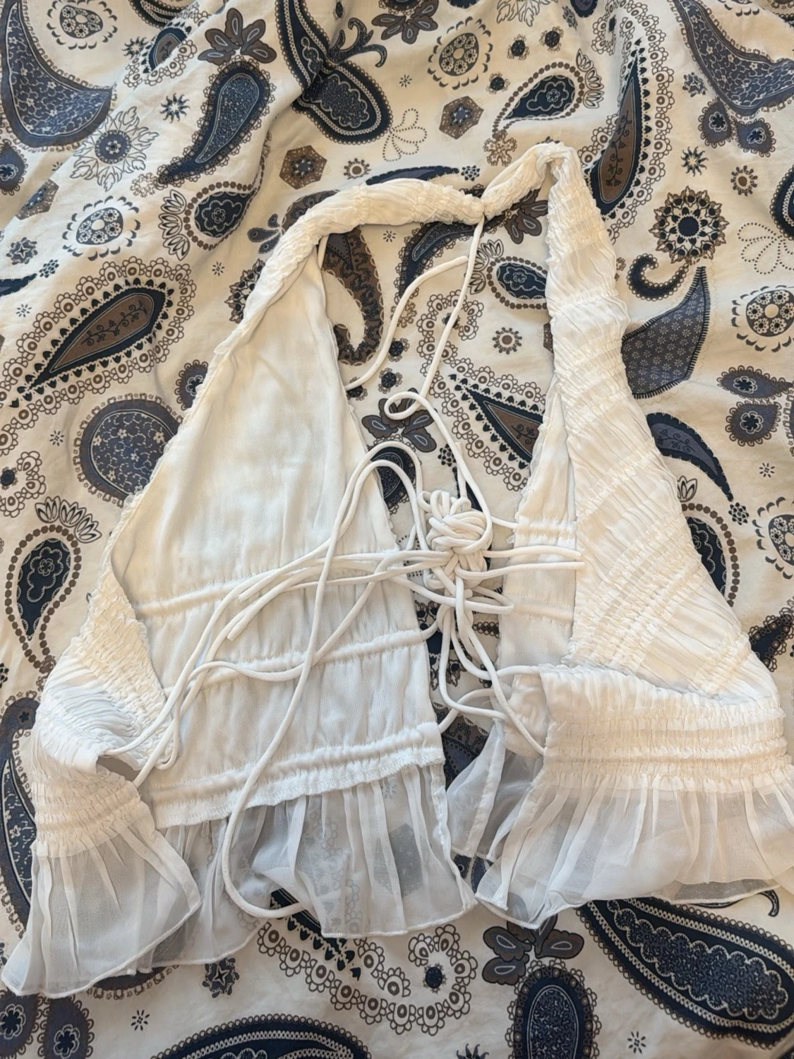 Vit omlott halterneck linnetopp - 1