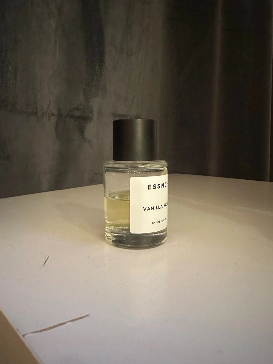 Essence Vanilla sass parfym  - 2