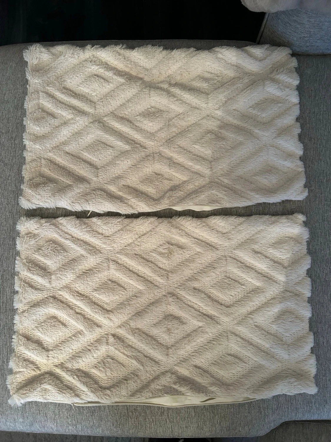 2-pack beiga kuddfodral med mönster från SHEIN 