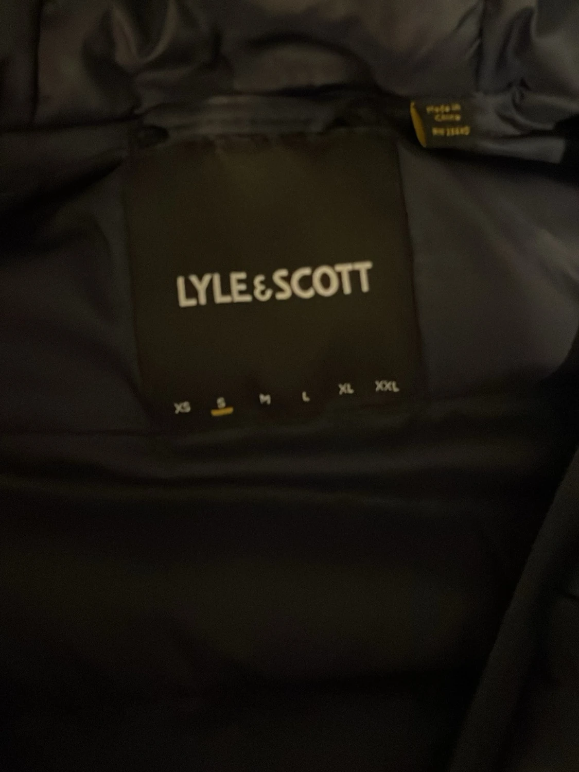 Mörkblå dunjacka från Lyle & Scott - 2