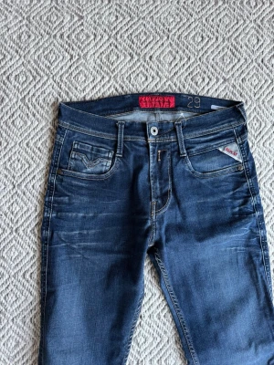 Replay Anbass jeans - Replay jeans - Modell: Anbass - Storlek: W29/L30 - skick: 9/10 - Nypris runt 2000kr 