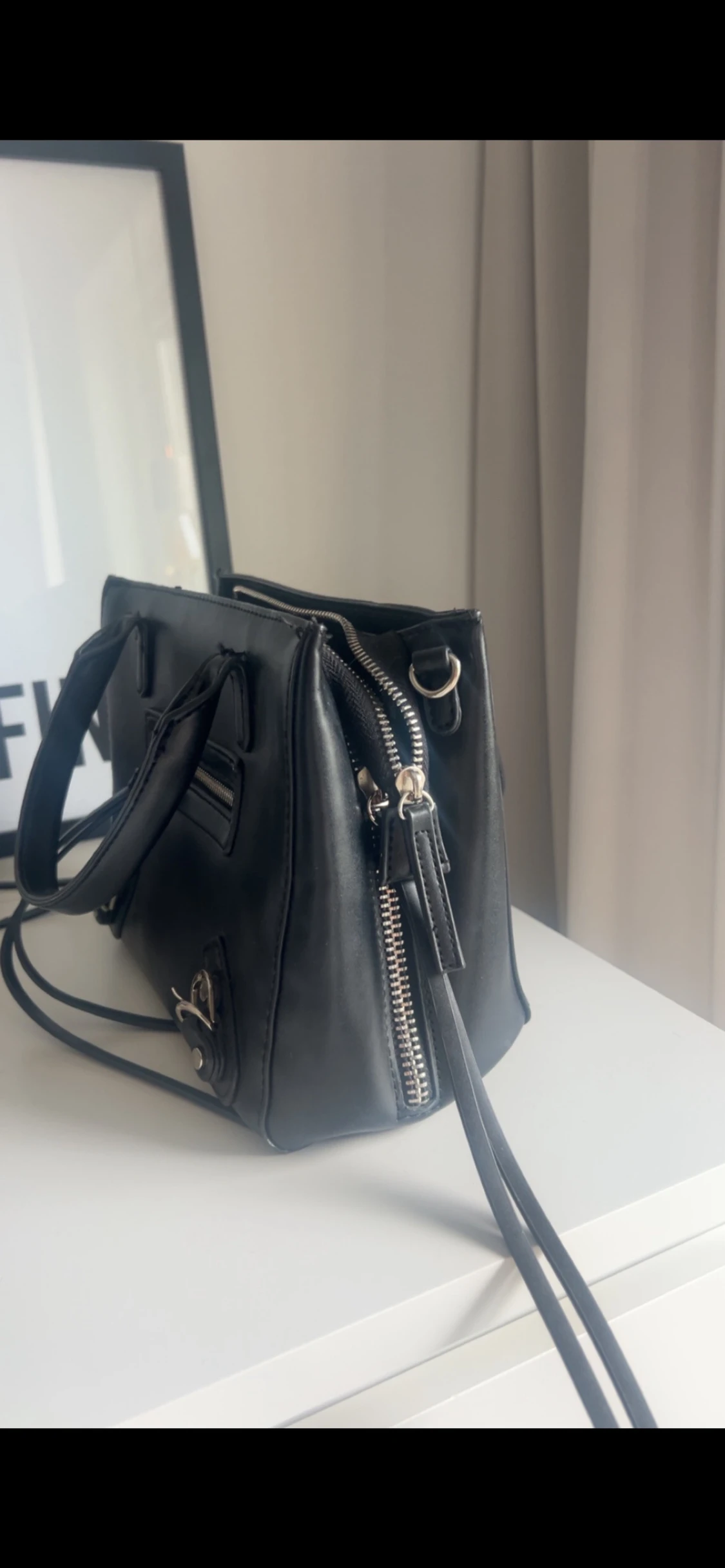 Jättesnygg svart handväska  - 2