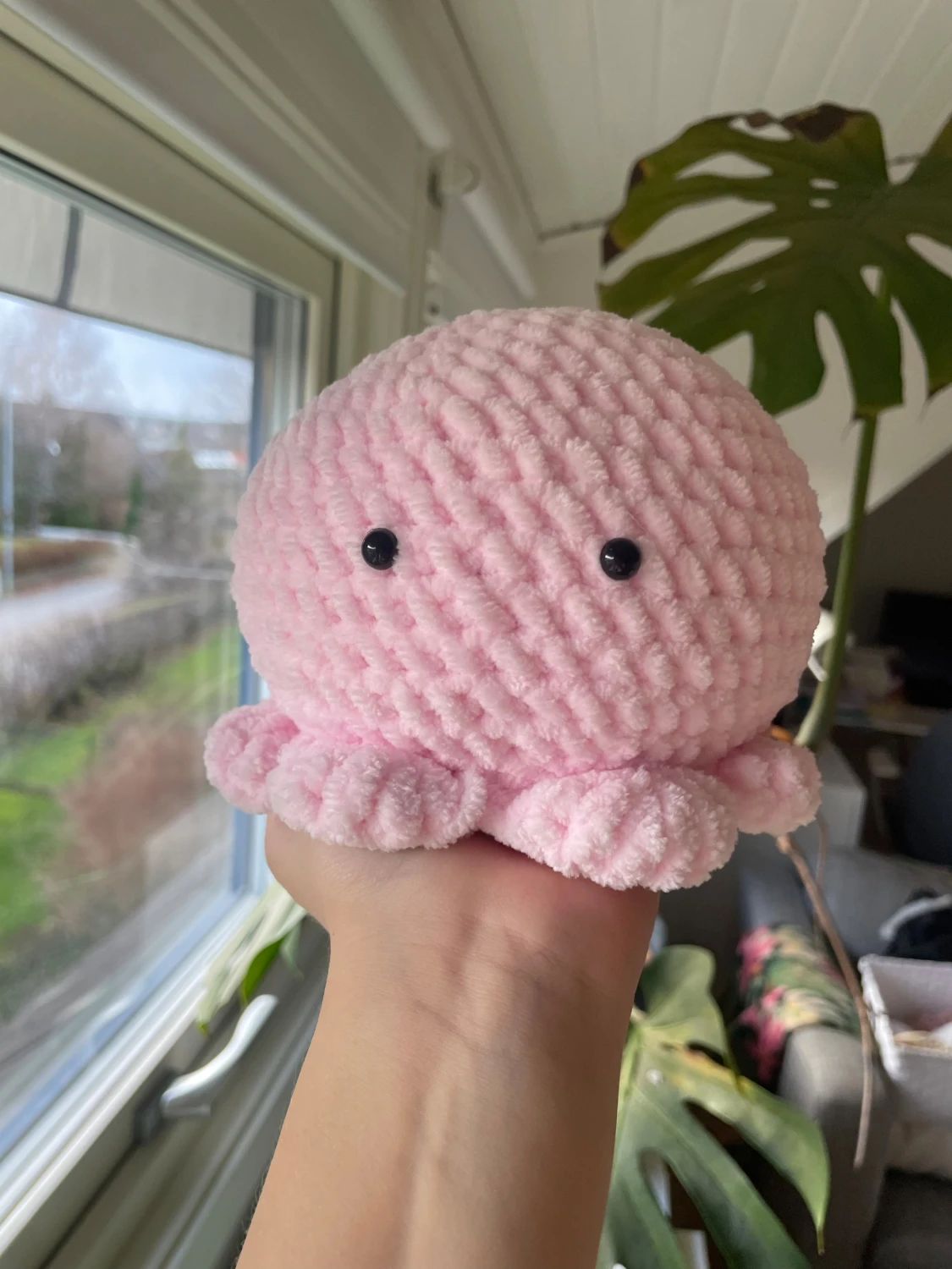 Virkad rosa bläckfisk plushie
